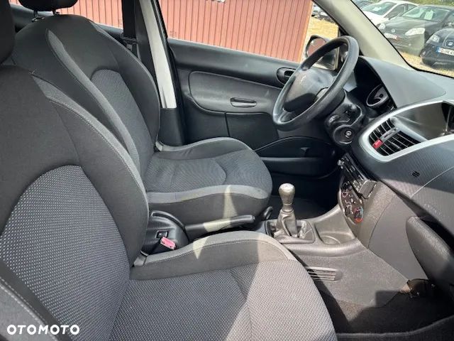 Peugeot 206 plus 206+ 1.4 HDI Presence - 21