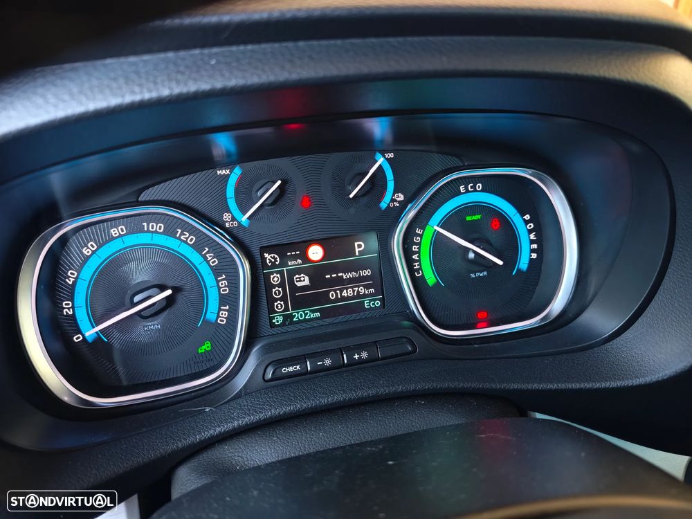 Peugeot e-Traveller L3 (50kWh) Business VIP - 39