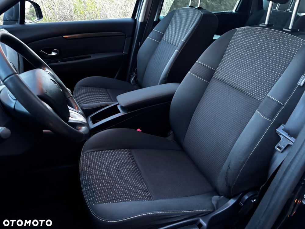 Renault Scenic 1.9 dCi Privilege - 5