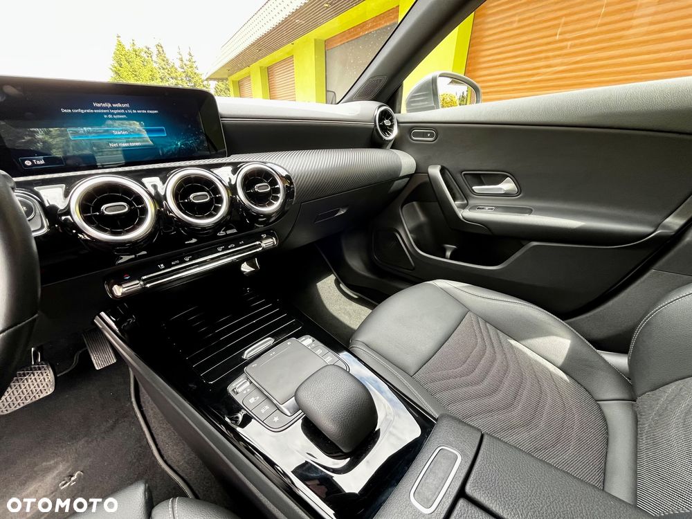 Mercedes-Benz CLA 180 d 8G-DCT Edition Progressive Line - 26