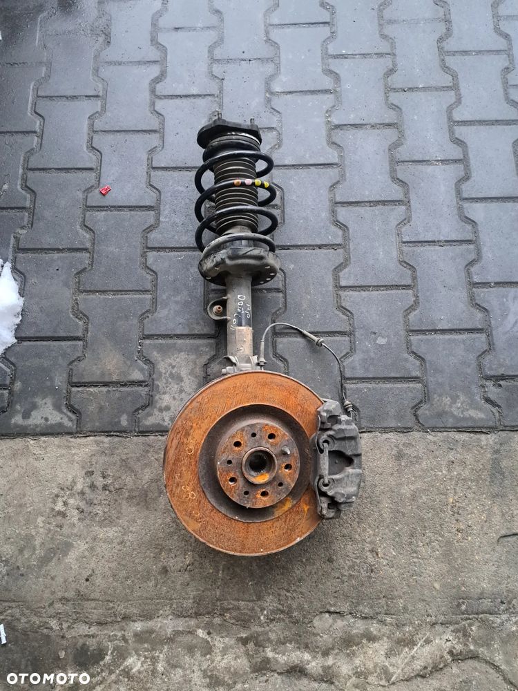 Fiat Doblo II Zwrotnica prawa mc-pherson kopyto noga 2.0 amortyzator - 1