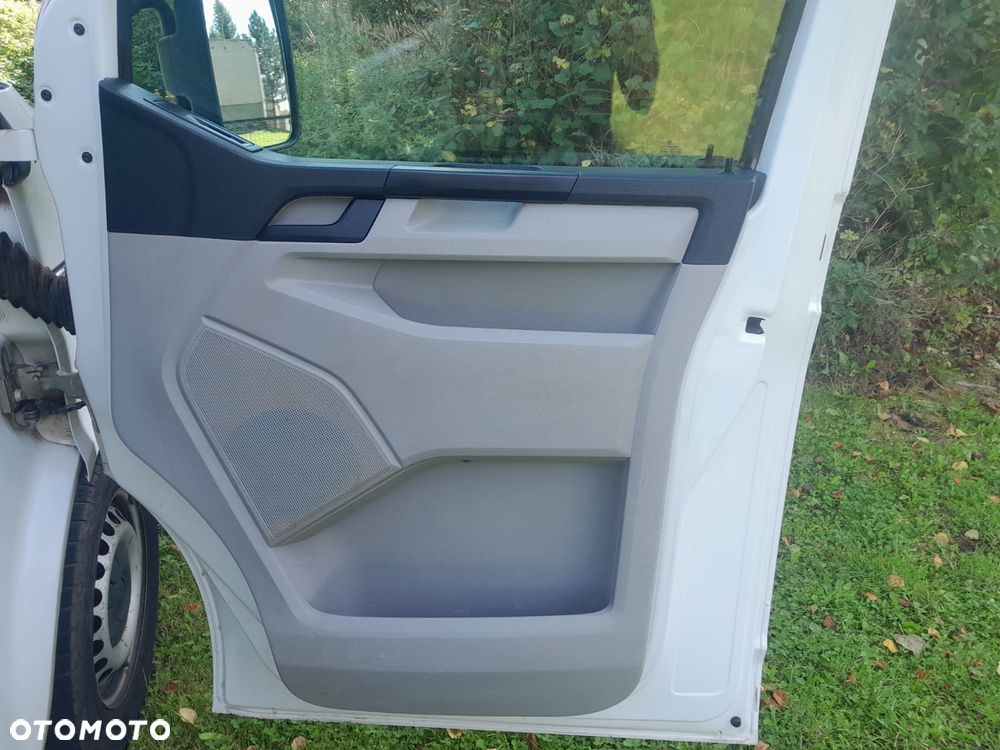 Volkswagen TRANSPORTER - 16
