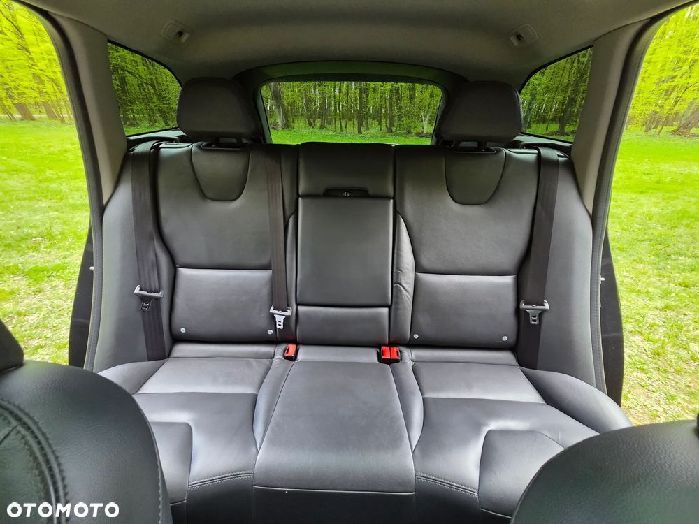Volvo XC 60 T6 AWD Summum - 36