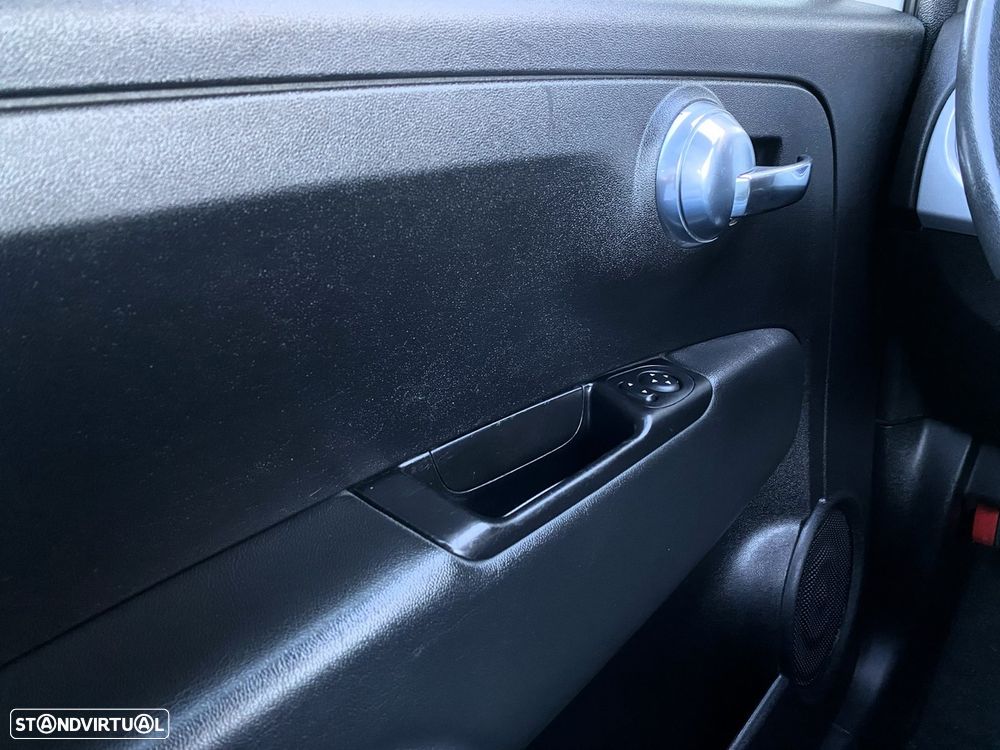 Fiat 500 1.0 Hybrid Connect - 25