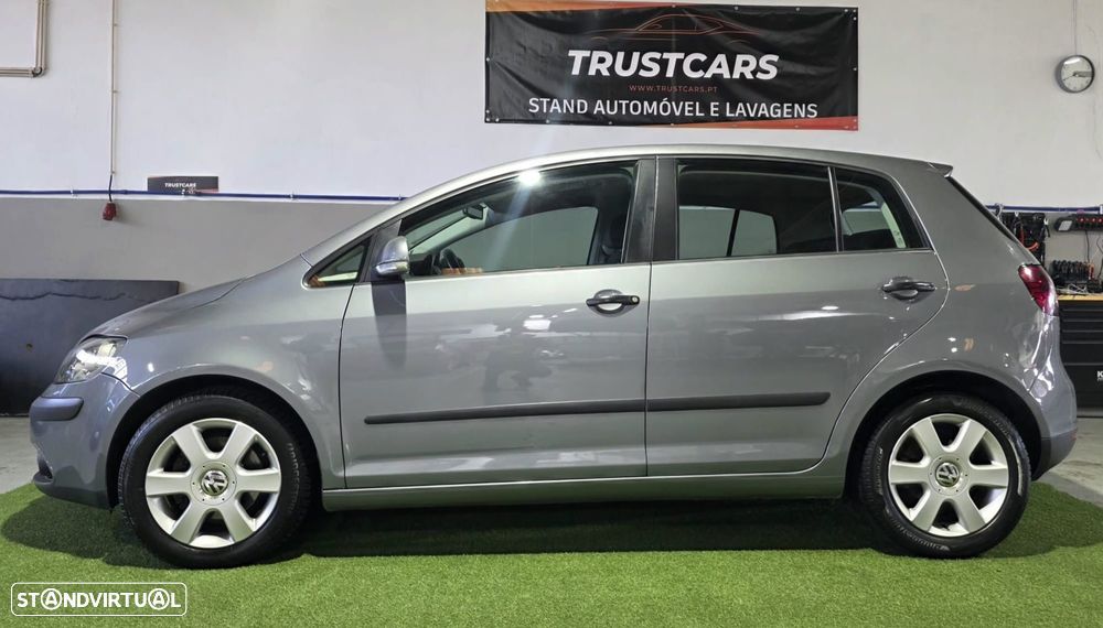 VW Golf Plus 1.9 TDi BlueM. Confortline - 2
