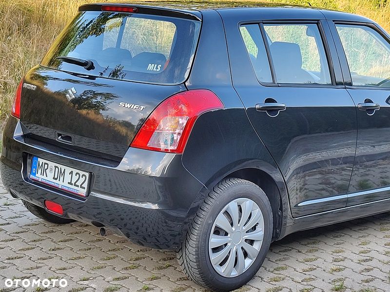 Suzuki Swift 1.3 Comfort - 32