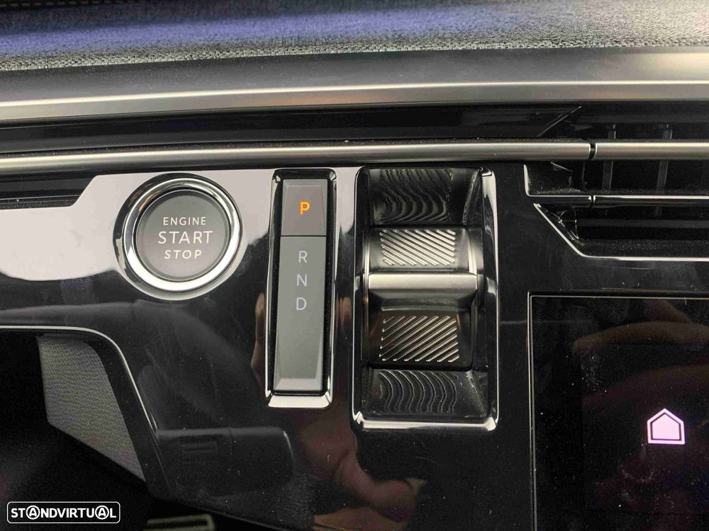 Peugeot E-3008 73 kWh GT - 8