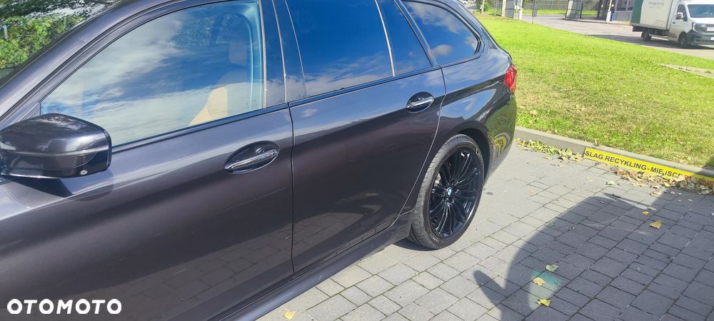 BMW Seria 5 530d xDrive M Sport sport - 3