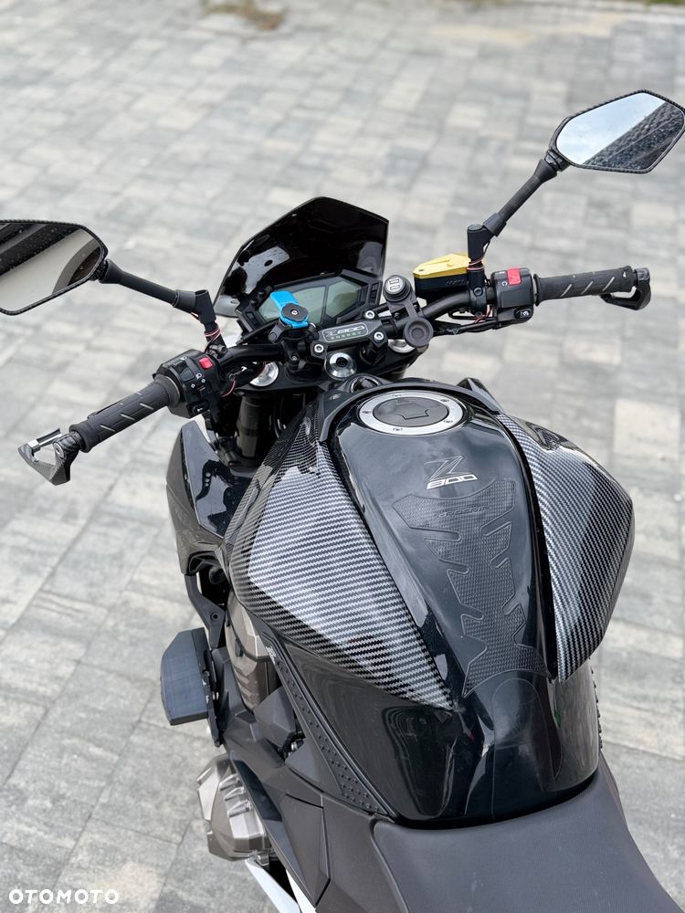 Kawasaki Z - 11