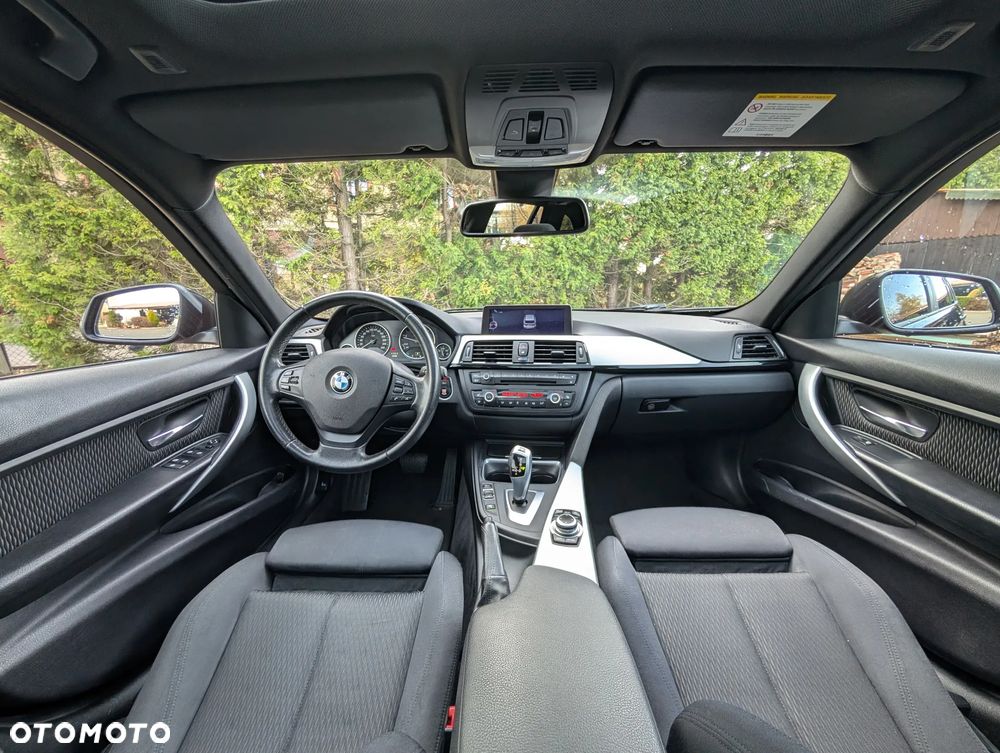 BMW Seria 3 318d - 11