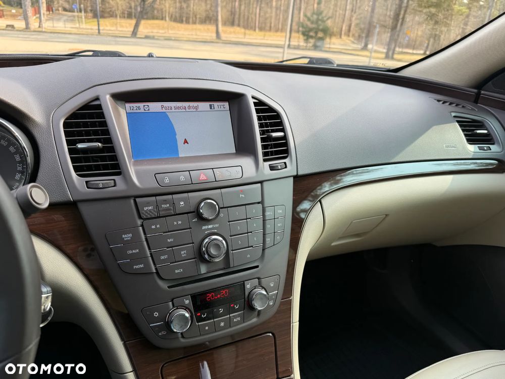 Opel Insignia 2.0 Turbo 4x4 Design Edition - 26