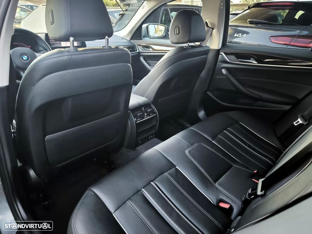 BMW 520 d Line Luxury Auto - 27