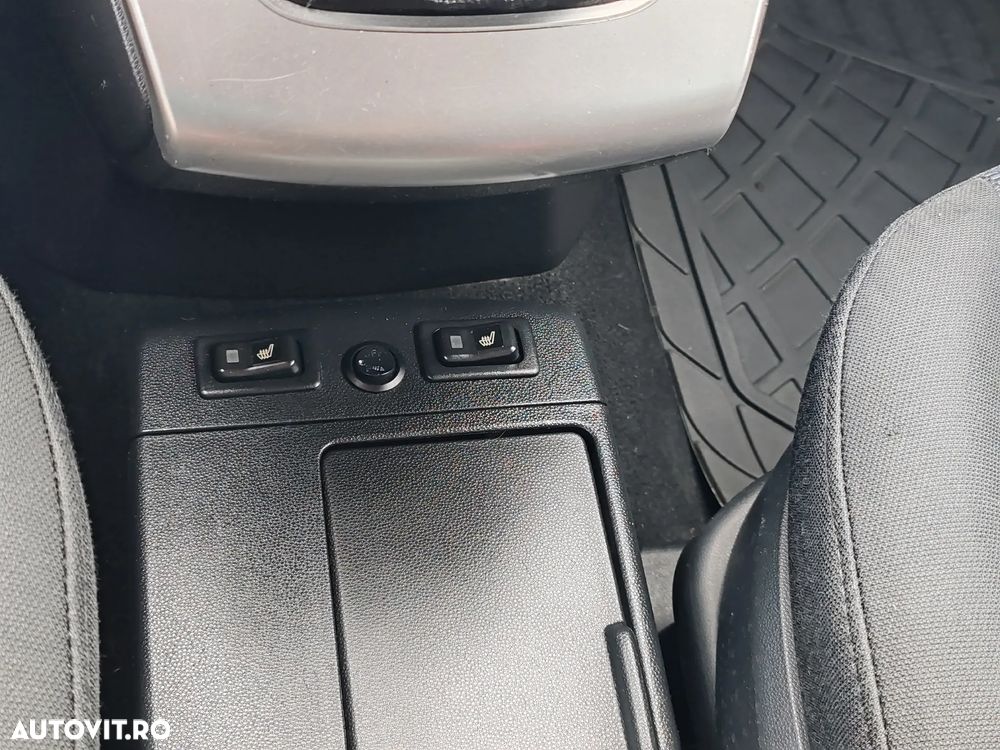 Mazda 5 - 12