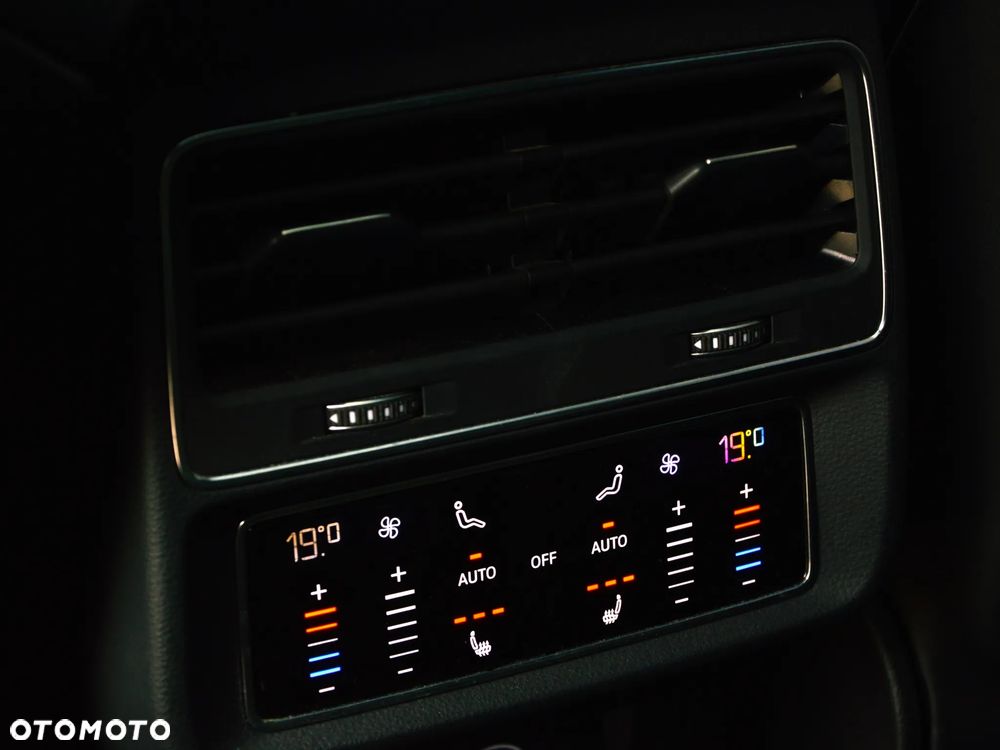 Audi Q8 50 TDI mHEV Quattro Tiptronic - 17
