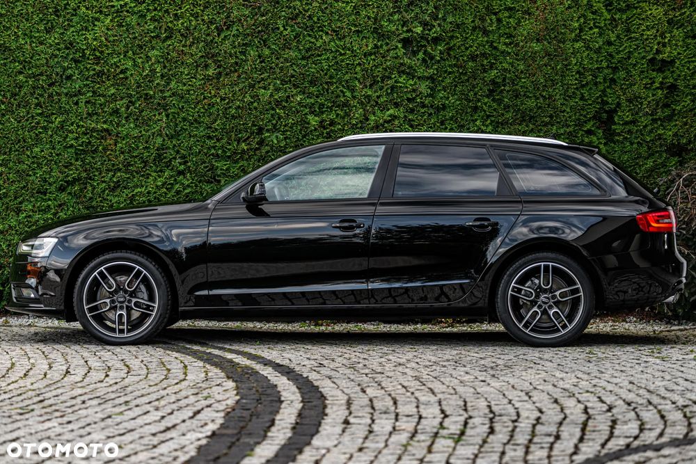 Audi A4 Avant 2.0 TDI ultra design - 14