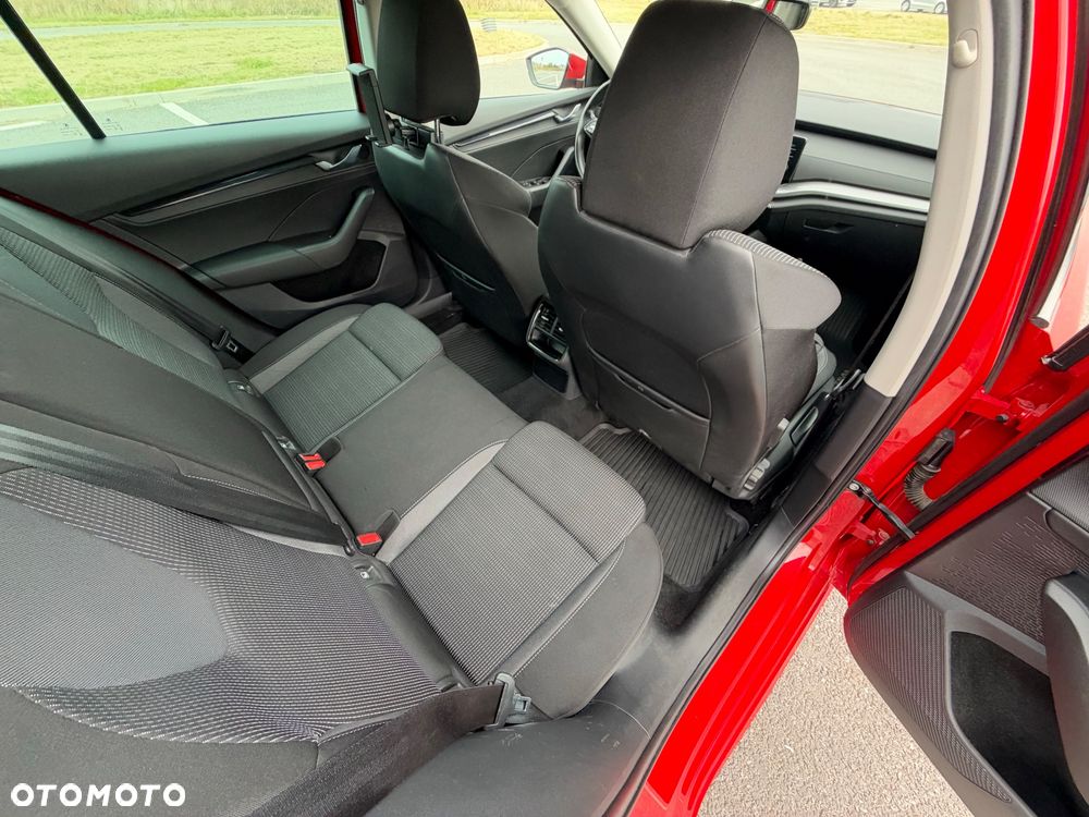 Skoda Octavia 1.5 TSI ACT Style - 35