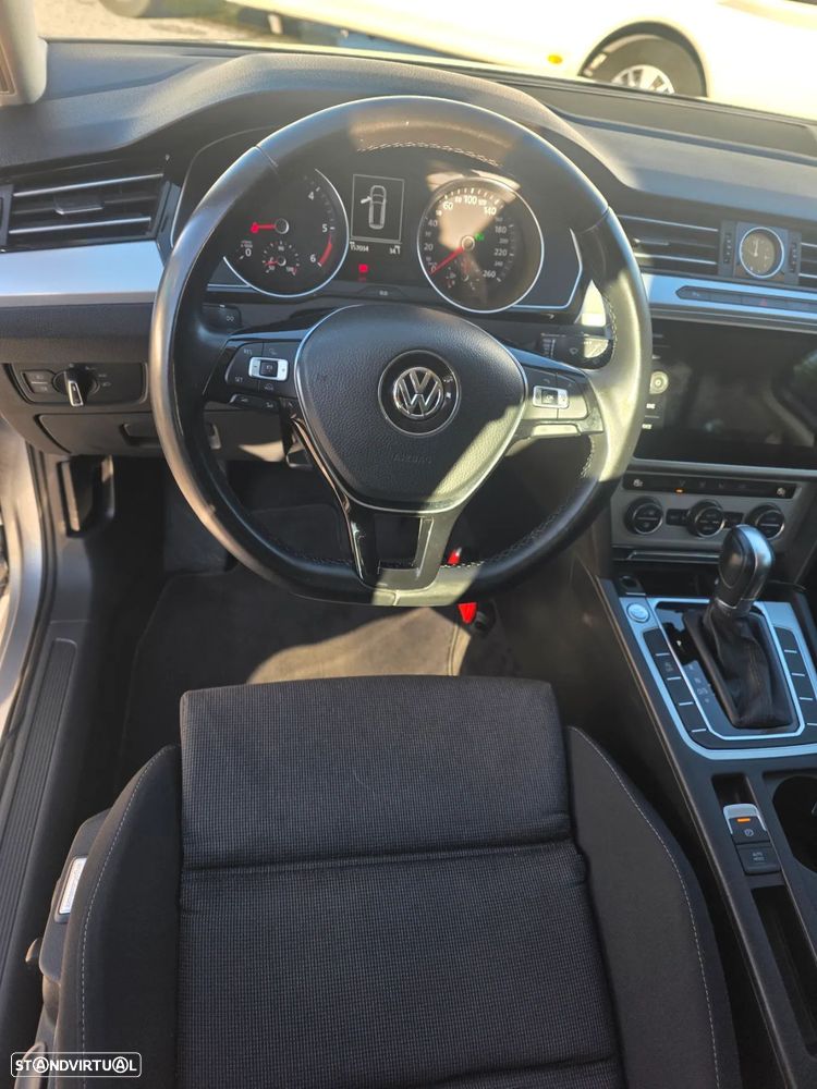 VW Passat Variant 2.0 TDi Highline DSG - 30
