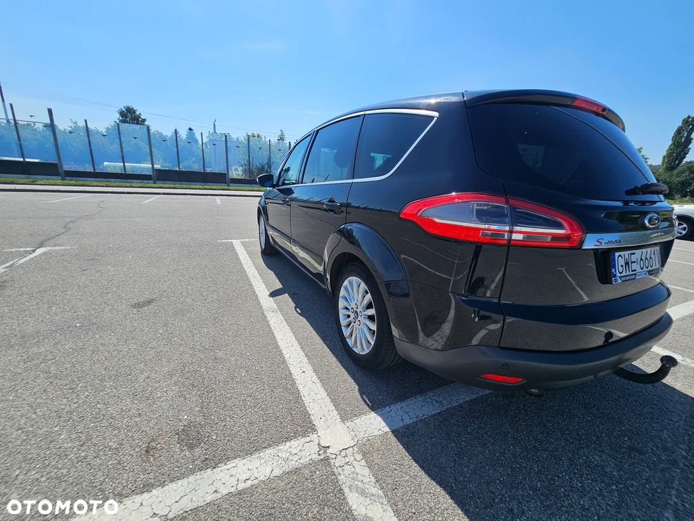 Ford S-Max 2.0 TDCi DPF Titanium - 24