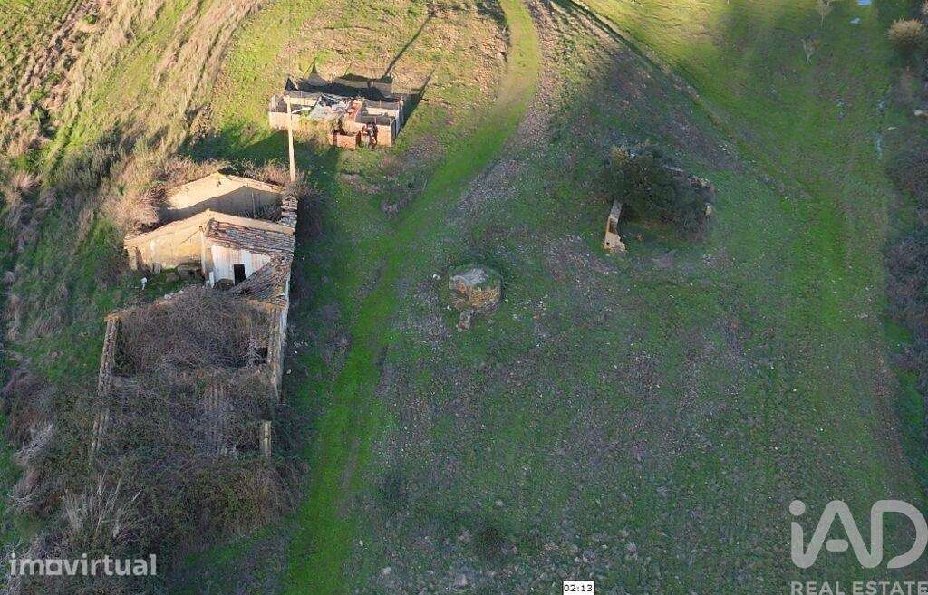 Propriedade em Santa Clara-a-Velha de 100 m2 - Grande imagem: 2/16