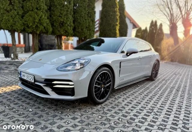 Porsche Panamera GTS - 1