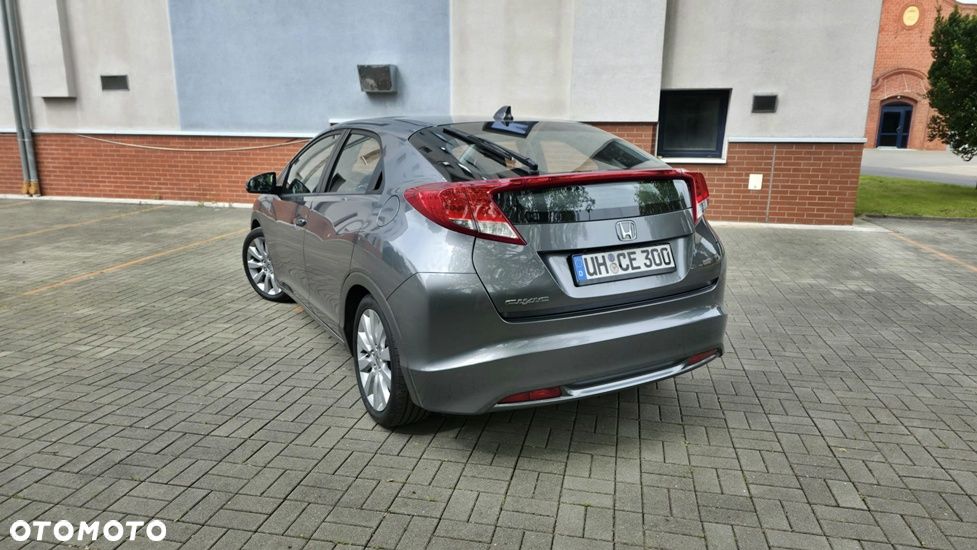 Honda Civic 1.8 i-VTEC Executive - 15