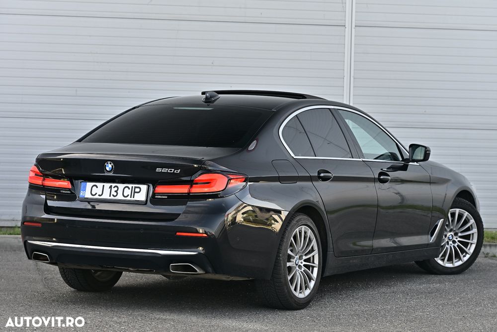 BMW Seria 5 520d Efficient Dynamics Edition Aut. Luxury Line - 14