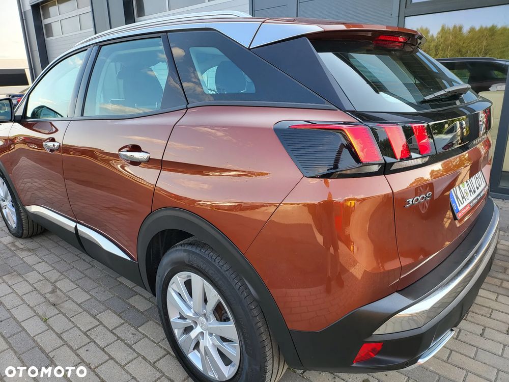 Peugeot 3008 1.2 PureTech Allure Pack S&S - 32