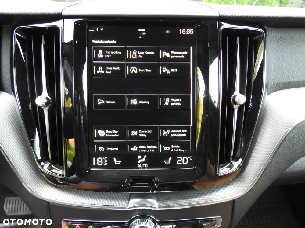 Volvo XC 60 D4 AWD Inscription - 28