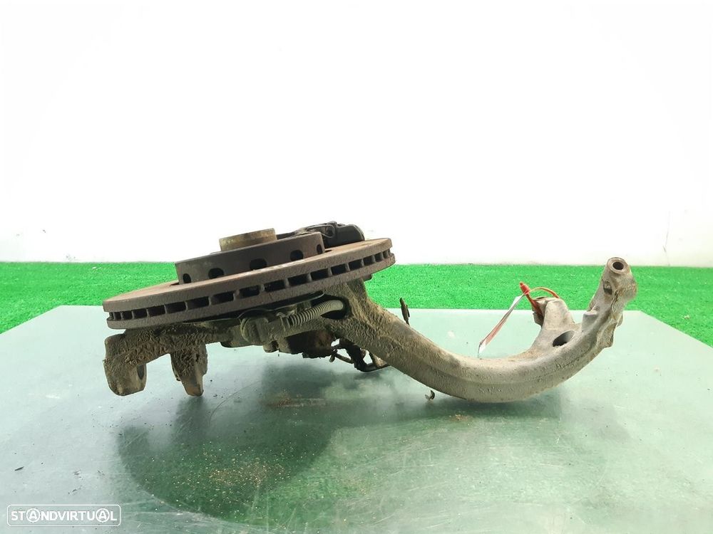 MANGA DE EIXO FRONTAL ESQUERDA VOLKSWAGEN PASSAT 2000 -8D0407257AL - 2