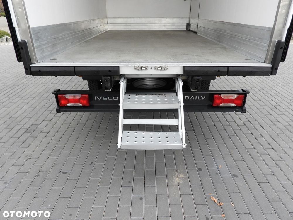 Iveco DAILY 35C16 CHŁODNIA KONTENER -1*C ZASILANIE 230V TEMPOMAT NAWIGACJA BLIŹNIACZE KOŁA KLIMATYZACJA  160KM - 27