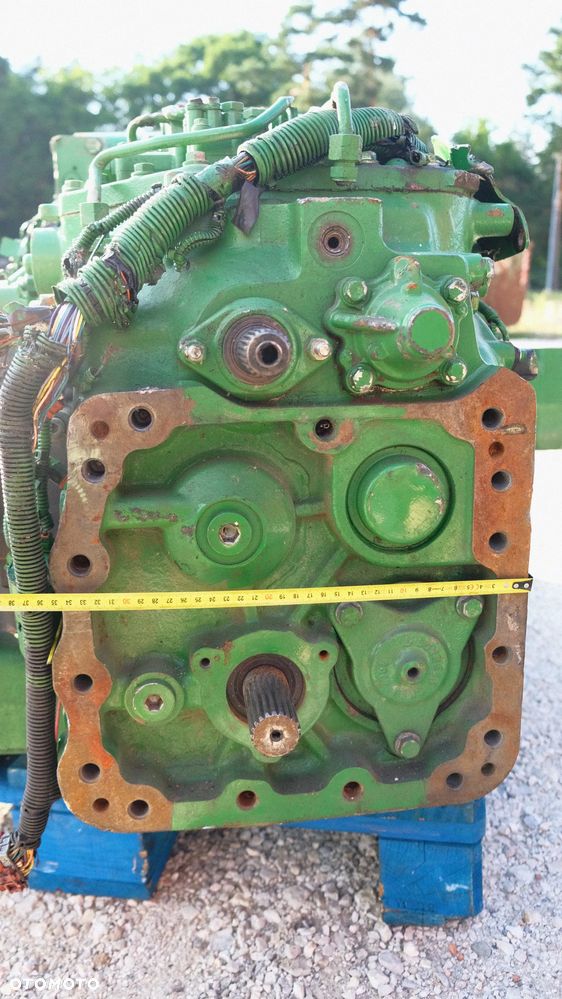 Most napęd John Deere  tylny przekładnia napędowa skrzynia do modeli 5090R,5100R,5115R,5125R ,YZ 19958 - 20