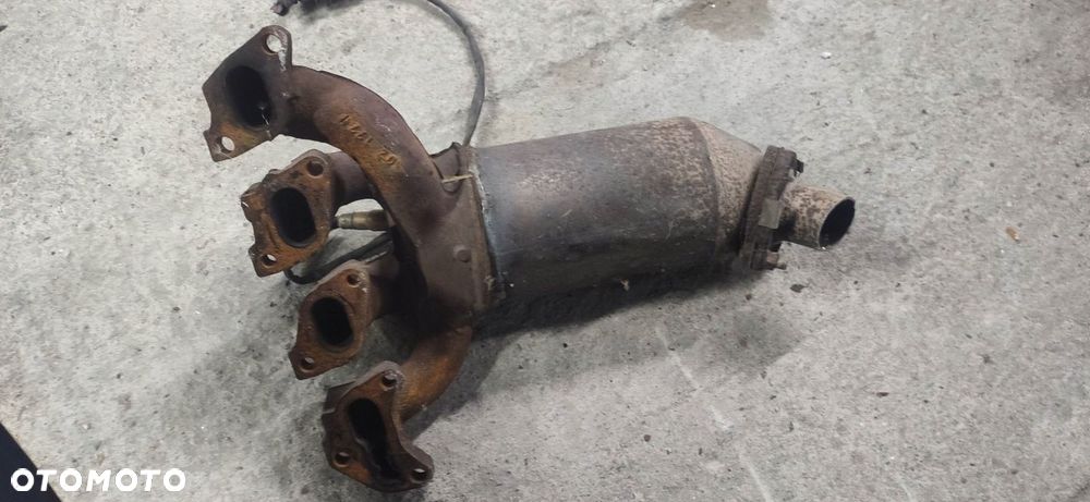 KOLEKTOR WYDECHOWY PUSZKA OPEL CORSA C 1.2 - 2