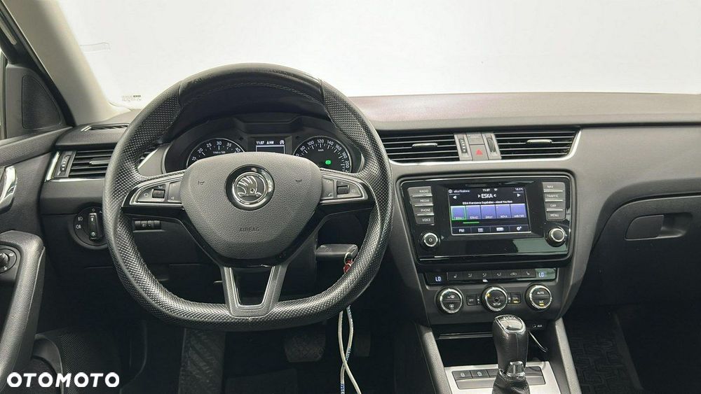 Skoda Octavia 2.0 TDI DSG Ambition - 9