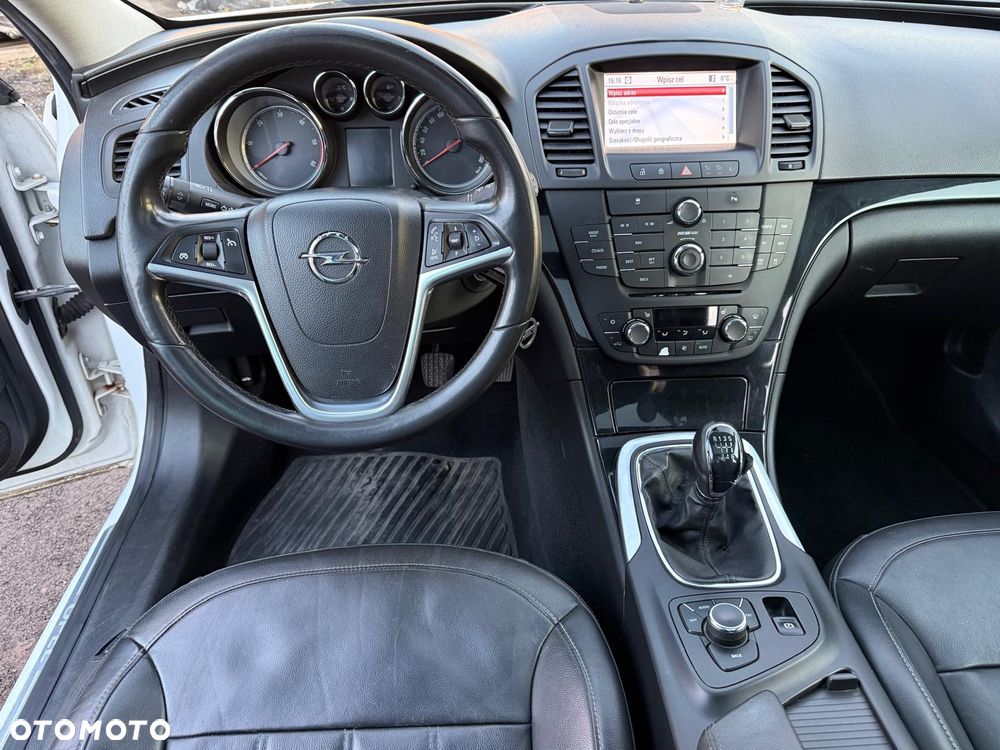 Opel Insignia - 14