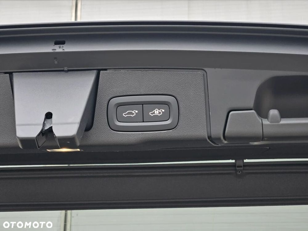 Volvo XC 60 - 21
