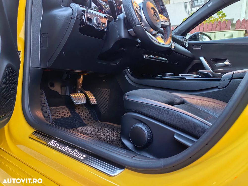 Mercedes-Benz A - 21