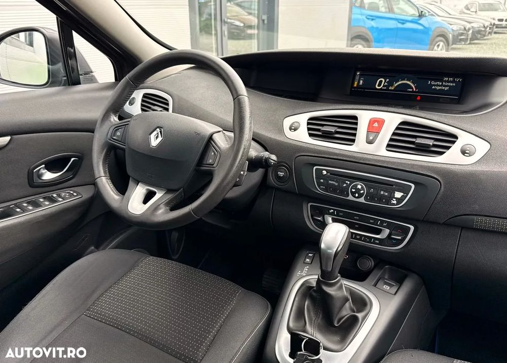 Renault Scenic - 9