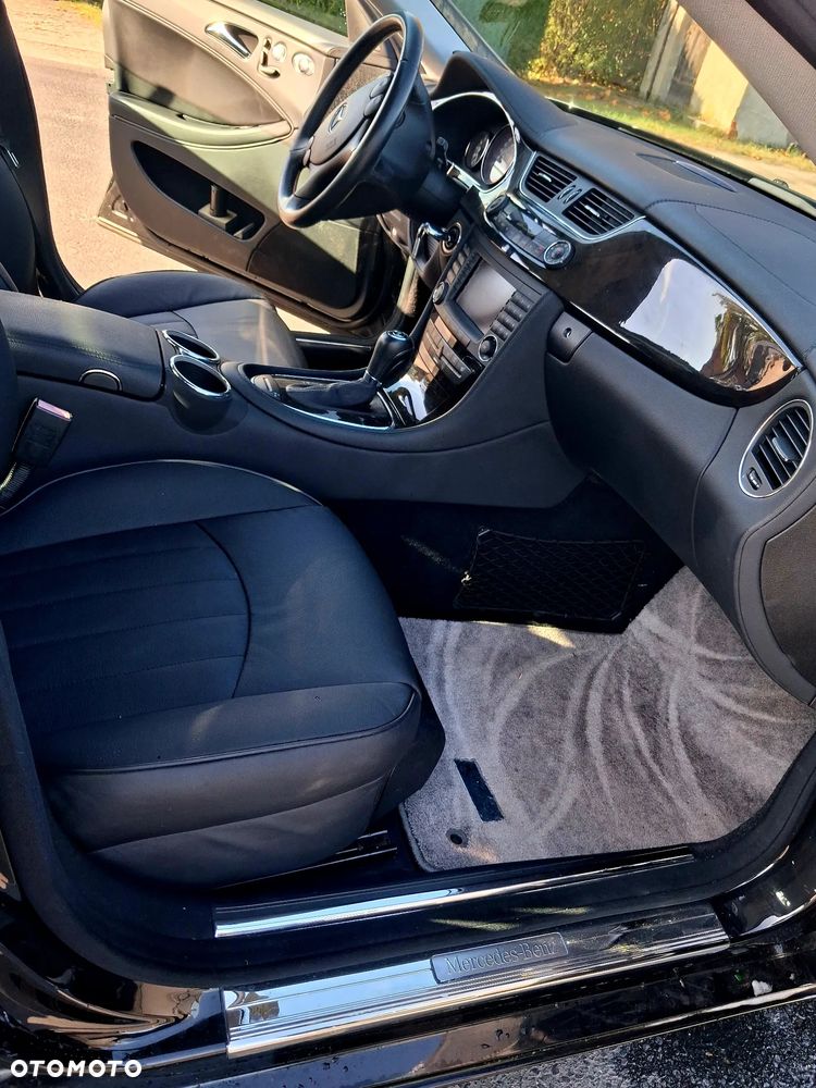 Mercedes-Benz CLS 350 CGI - 29