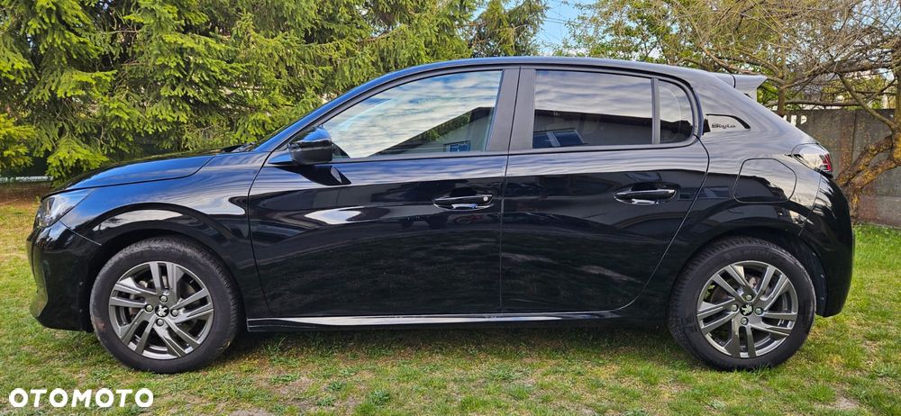 Peugeot 208 - 3