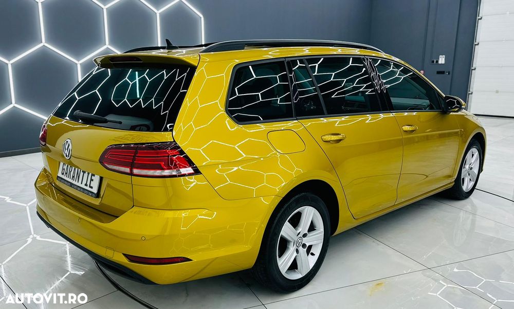 Volkswagen Golf 1.6 TDI Trendline - 4