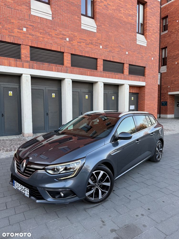 Renault Megane ENERGY TCe 140 EDC BOSE EDITION - 3