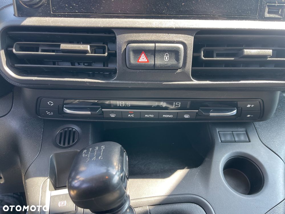 Opel Combo - 16
