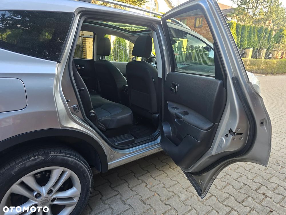 Nissan Qashqai+2 2.0 4x4 Tekna CVT - 23