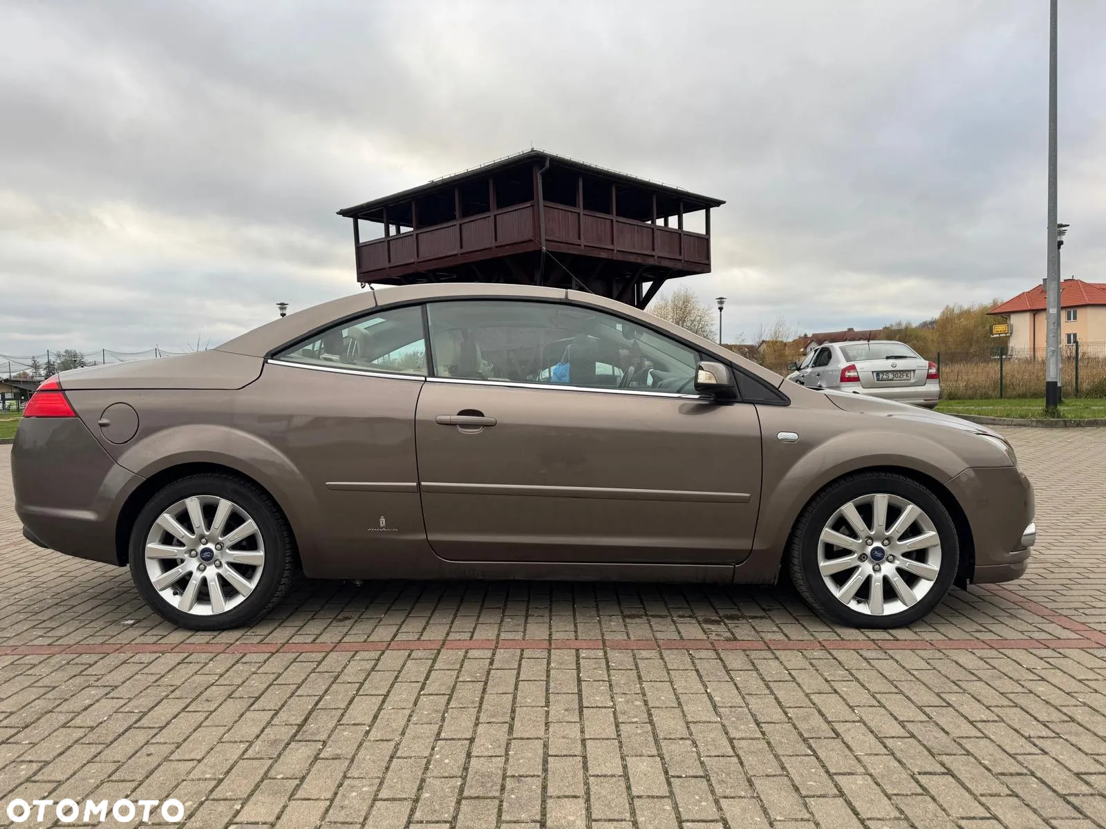 Ford Focus Coupe-Cabriolet 2.0 TDCi DPF Titanium - 4