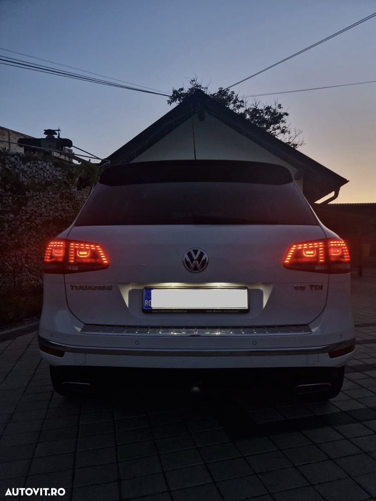 Volkswagen Touareg 3.0 V6 TDI SCR Blue Motion DPF Automatik Terrain Tech Executive Edition - 9