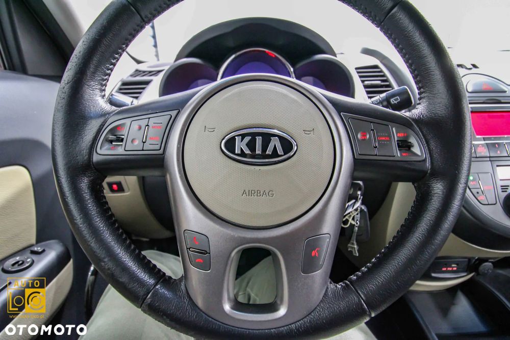 Kia Soul 1.6 CRDi L - 19