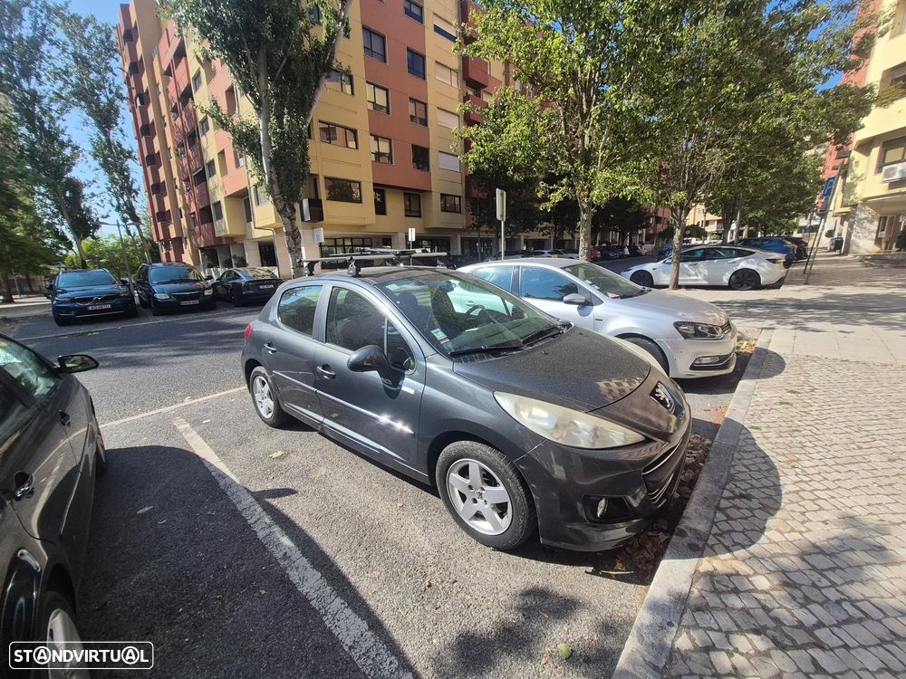 Peugeot 207 1.4 16V SE Millesim 200 Anos - 2