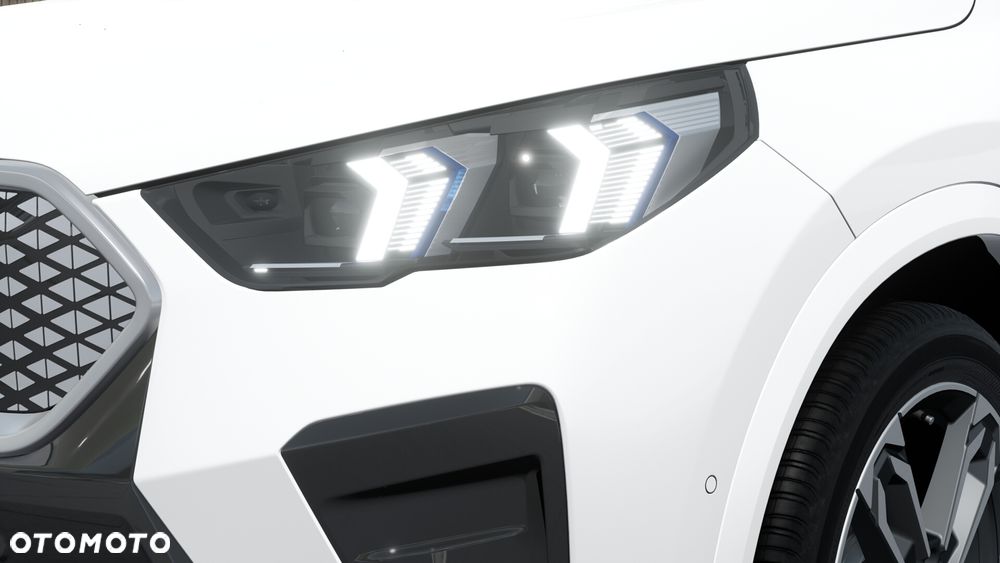 BMW iX2 eDrive20 - 6