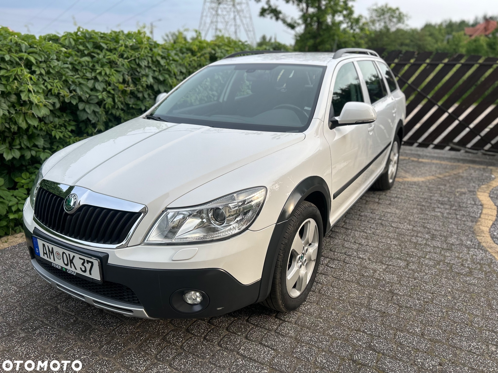 Skoda Octavia Combi 2.0 TDI DPF 4x4 Scout - 10