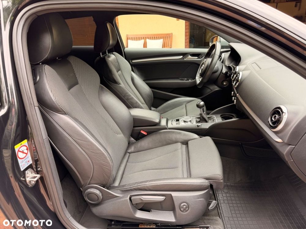 Audi A3 Sportback - 17